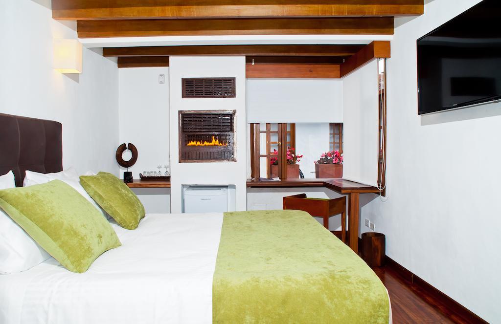 Hotel Casona Usaquen بوغوتا الغرفة الصورة
